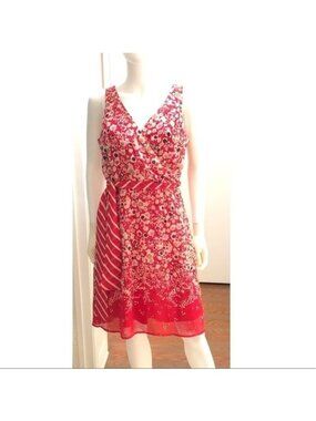 FAITH PASSION-RED FLORAL FULLY LINED V-NECK MID DRESS SIZE 8